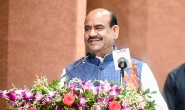 लोकसभा अध्यक्ष ओम बिरला ने गोवा विश्व विद्यालय के विद्यार्थियों से लोकतंत्र में सक्रिय रूप से भाग लेने का आग्रह किया
