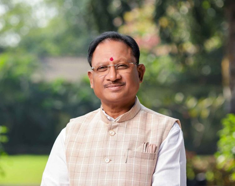 सरेंडर करने वालों को तीन साल तक हर महीने 10 हजार रुपये, 500 गावों में पहुंची योजनाएं, सीएम ने बताया बस्तर के विकास का प्लान