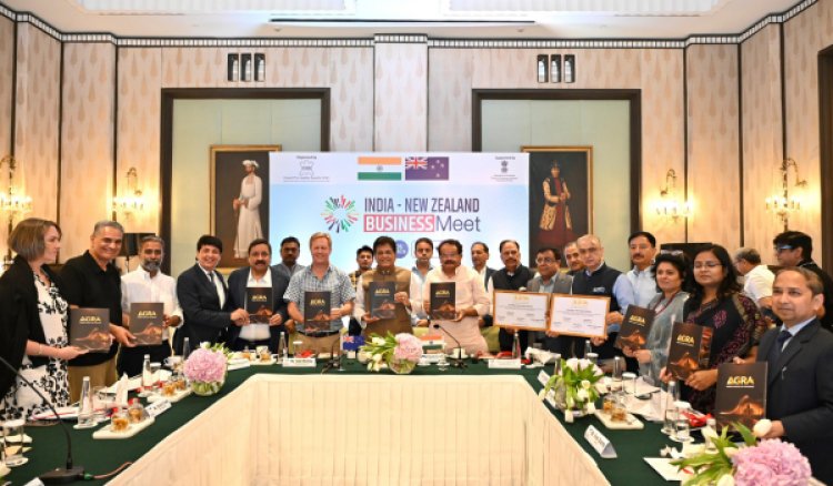 भारत और न्यूज़ीलैंड ने नई दिल्ली में मुक्त व्यापार समझौते पर औपचारिक हस्ताक्षर किए